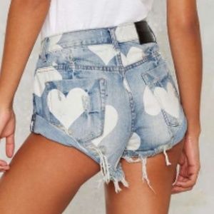 One Teaspoon Bandit Shorts Heart Pattern
